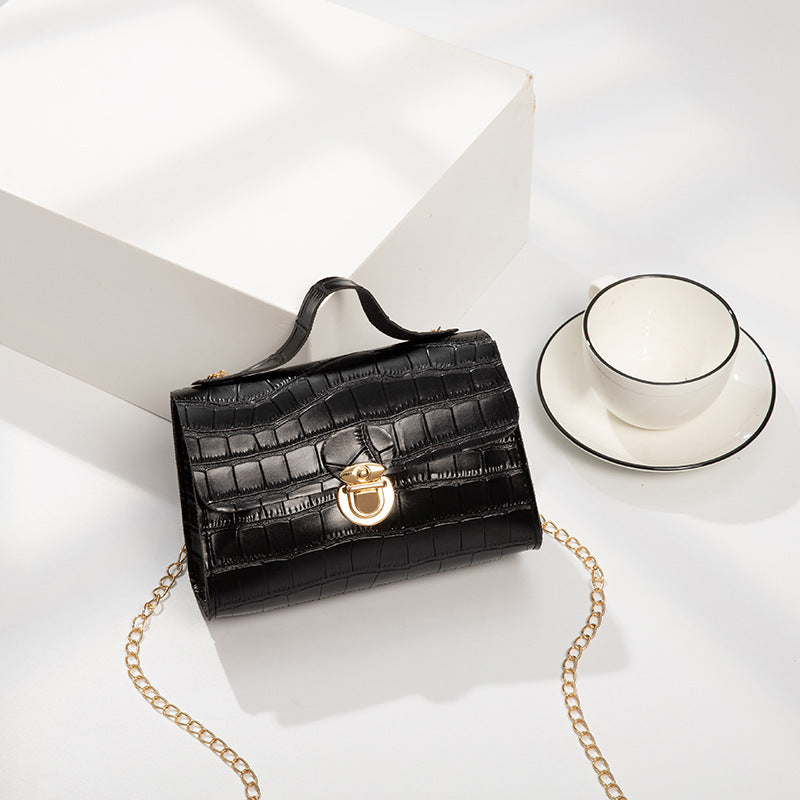 Women's Fashion Simple Chain Portable Messenger Bag - PryTheory