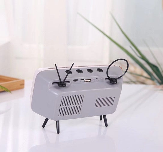Retro TV Mini Bluetooth Speaker. - PryTheory