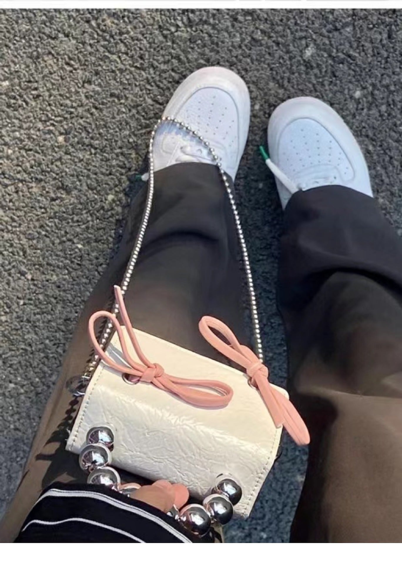 Textured Cute Bow Mini Chain Handbag. - PryTheory