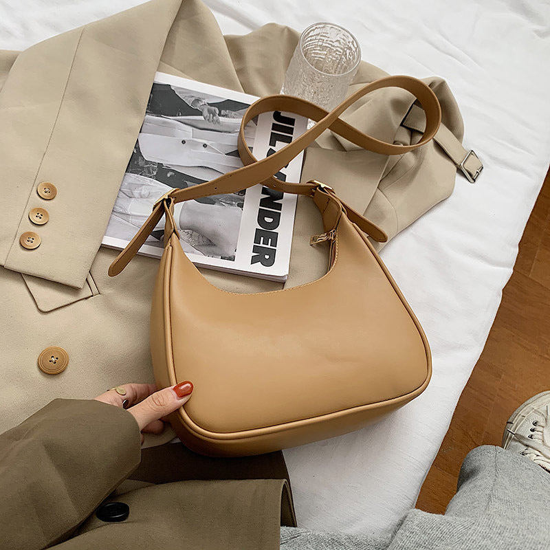 Retro Shoulder Messenger Dumpling Bag. - PryTheory