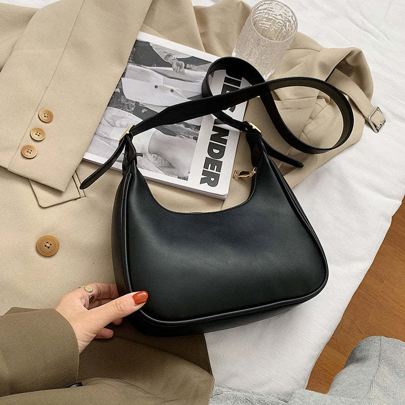 Retro Shoulder Messenger Dumpling Bag. - PryTheory
