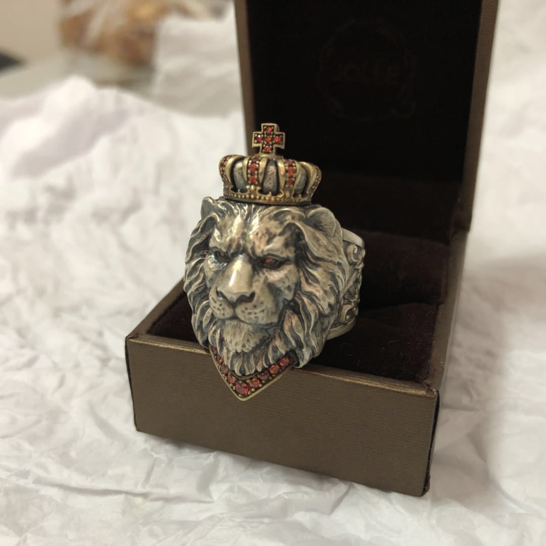 Vintage lion ring. - PryTheory