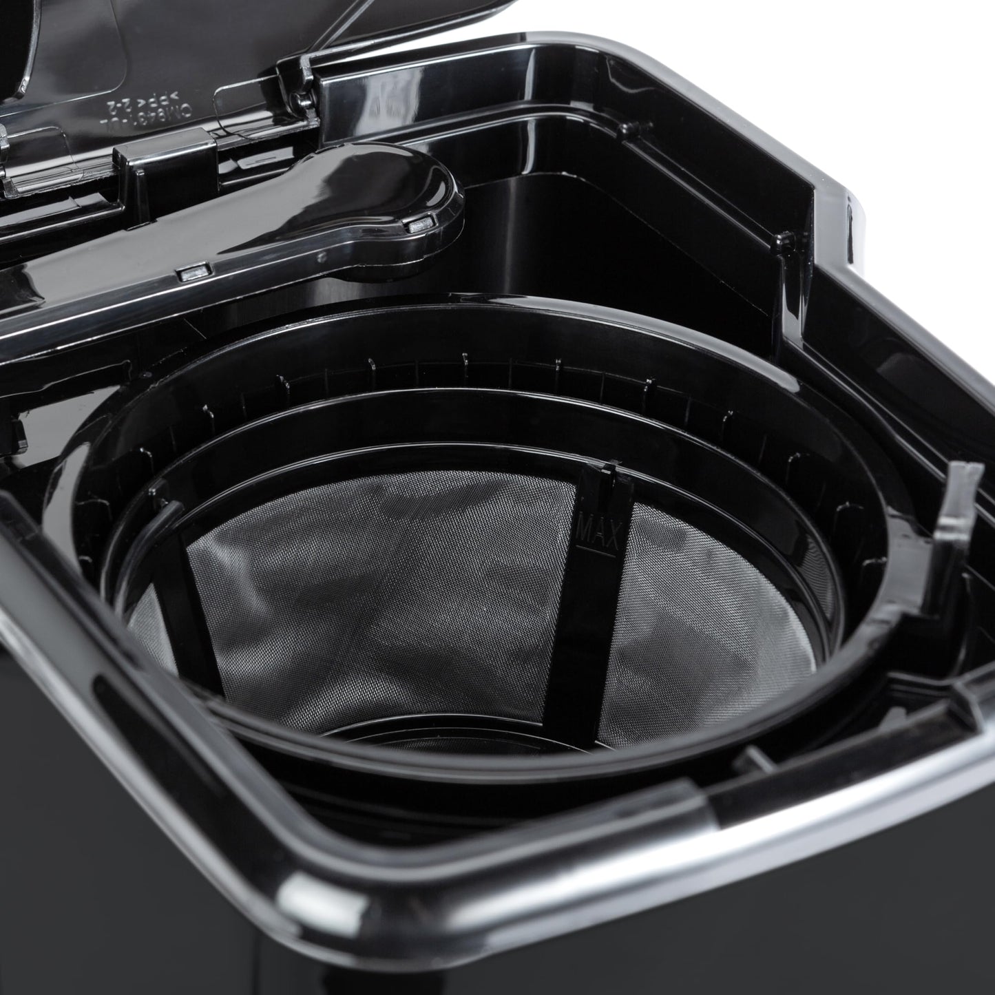 •Amazon Basics 12 Cup Drip Coffee Maker, Coffee Machine with Glass Coffee Pot (1.9 Qt), Auto Shut-off, Auto Pause, Removable Filter Basket, Black & Silver