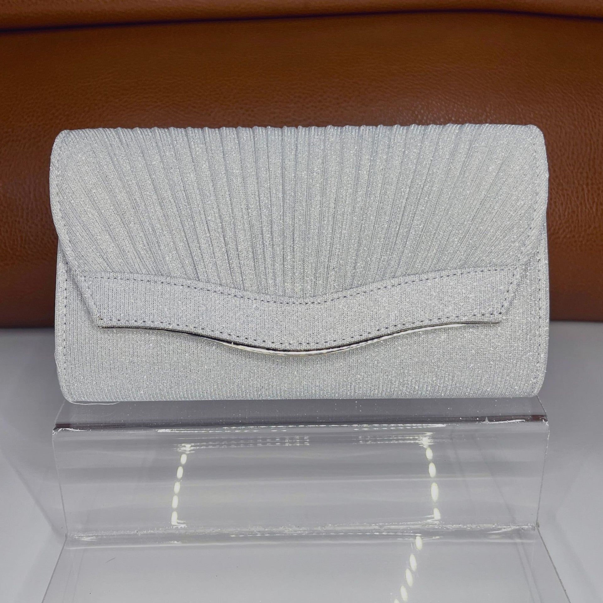 Clutch Flip Handbag. - PryTheory