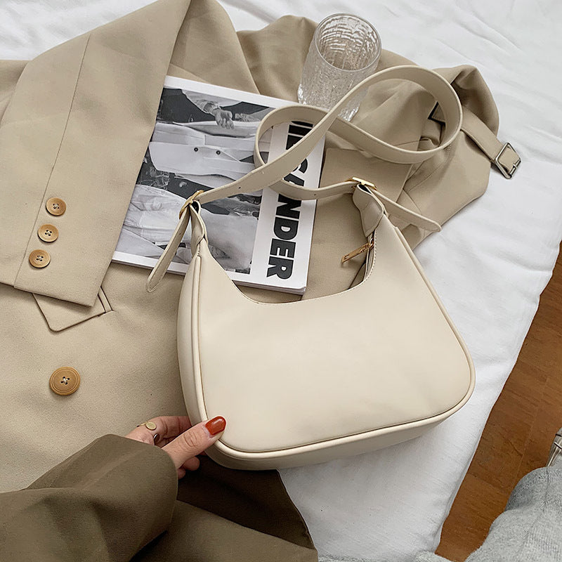 Retro Shoulder Messenger Dumpling Bag. - PryTheory