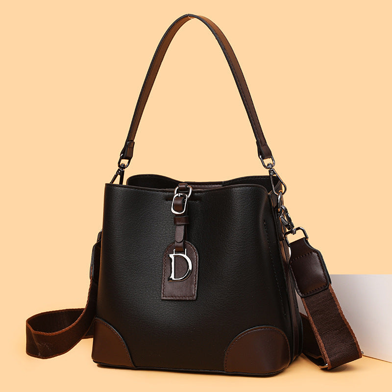 Contrast Shoulder Bag. - PryTheory